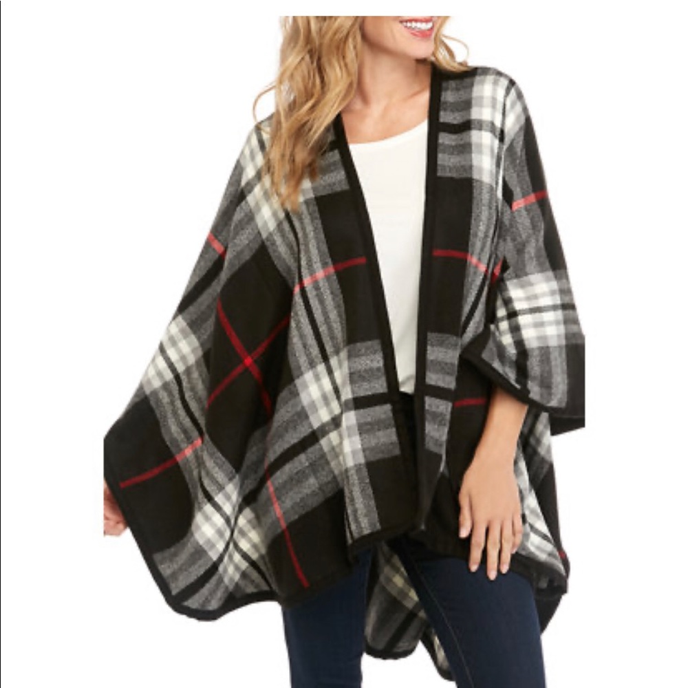 V Fraas Black Plaid Wrap Blanket Poncho | OS